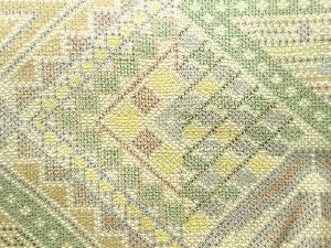 アンティーク　幾何学模様織出し本場大島紬着物